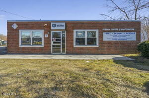 8 Northway Lane Albany, NY 12110