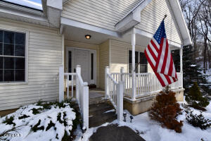 13 Rosemary Drive Rensselaer, NY 12180