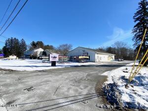 122 Saratoga Road Glenville, NY 12302