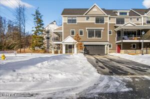 3 Gibson Court Saratoga Springs, NY 12866