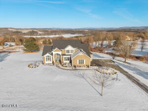 77 Meadows Drive Melrose, NY 12121