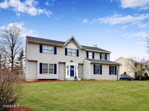 35 Mallard Road Glenmont, NY 12077