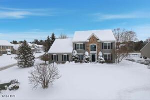 77 Somerset Drive Glenmont, NY 12077