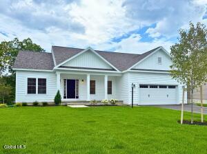 10 Espen Place Niskayuna, NY 12309