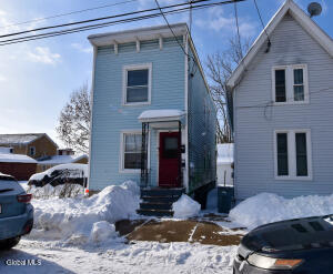 4 1/2 Hibbard Street Amsterdam, NY 12010