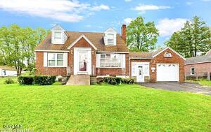 241 Sixteenth Street Schenectady, NY 12306