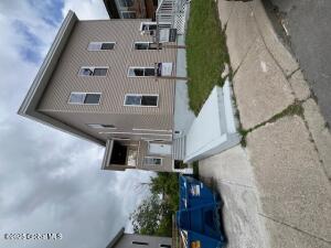 38 Glen Avenue Amsterdam, NY 12010