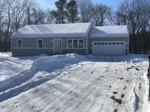 1705 Champagne Drive Schodack, NY 12033
