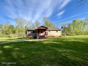 81 Rathbunville Lane Whitehall, NY 12887