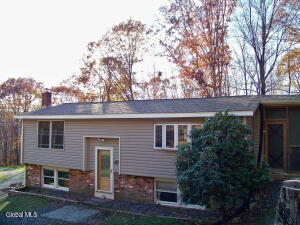 26 Rapp Road Austerlitz, NY 12017