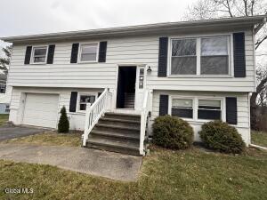 150 Stonington Hill Road Voorheesville, NY 12186