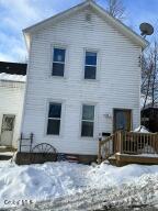 6 Hempton Street Amsterdam, NY 12010