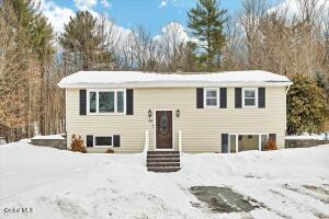 34 Shelterwood Road East Greenbush, NY 12061