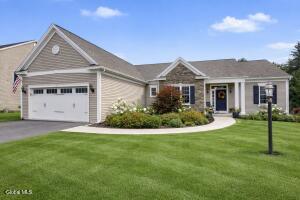 19 Berkeley Way Saratoga Springs, NY 12866