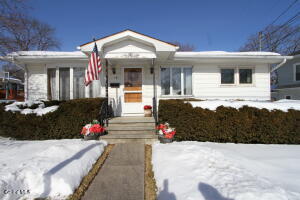 16 Burgoyne Street Schuylerville, NY 12871