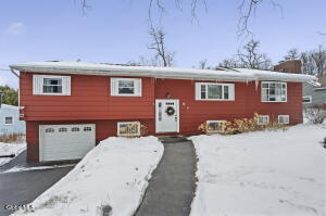 4 Dahlem Boulevard Colonie, NY 12309