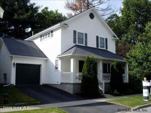 27 Horseshoe Drive Saratoga Springs, NY 12866