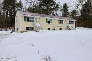 21-23 Hickory Circle Gansevoort, NY 12831