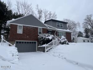4 Sitzmark Lane Rensselaer, NY 12144