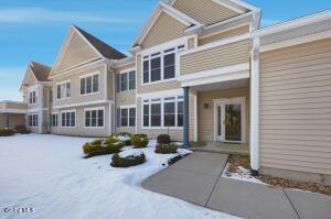 707 Lois Lane Schenectady, NY 12304