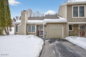 7 Cromwell Drive Halfmoon, NY 12065