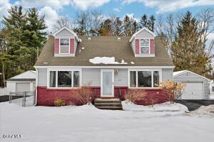 101 Waterman Avenue Colonie, NY 12205