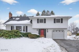 3 Heidis Path Ballston Lake, NY 12019