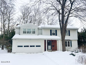 8 Wedge Road Delmar, NY 12054