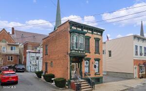 153 Barrett Street Schenectady, NY 12305