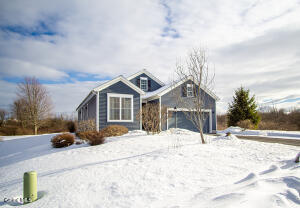 9 New Heron Drive Mechanicville, NY 12118