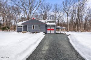 15 Maywood Drive Glenville, NY 12302