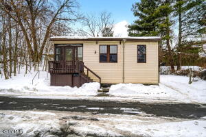 8 Caldwell Street Albany, NY 12208