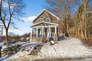 41 Atlantic Avenue Wynantskill, NY 12198