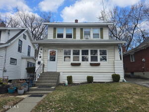 151 Woodlawn Avenue Albany, NY 12208