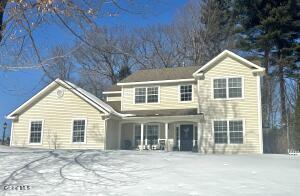 18 Jenee Way Saratoga Springs, NY 12866