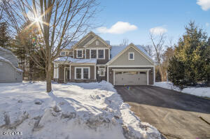 21 Saw Mill Court Saratoga Springs, NY 12866
