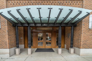 37 Henry Street Saratoga Springs, NY 12866