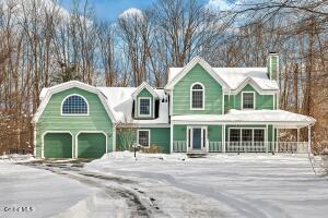 17 Terrace Road Queensbury, NY 12804