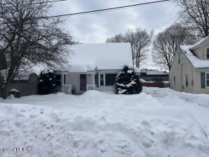 8 Oakland Drive Gloversville, NY 12078
