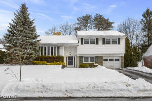 27 Davis Avenue Albany, NY 12203