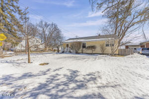 52 Lawnridge Avenue Albany, NY 12208