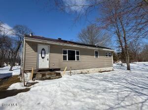 4 Wayne Street Athens, NY 12015