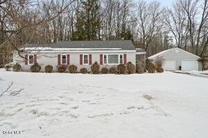 166 Potter Road Amsterdam, NY 12010