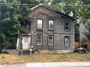 20 Voorhees Street Amsterdam, NY 12010