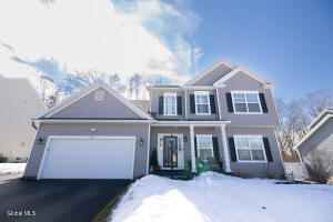 213 Park Ridge Drive Niskayuna, NY 12309