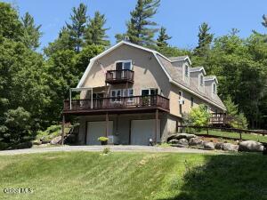 31 Dogwood Lane Pottersville, NY 12860