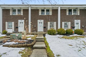 32 Maxwell Drive Troy, NY 12180