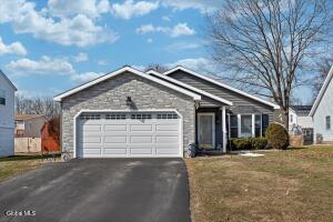 25 Cartwheel Drive Scotia, NY 12302