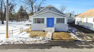 9 Elmhurst Avenue Colonie, NY 12205