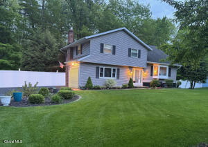 32 Guilder Place Ballston Lake, NY 12019